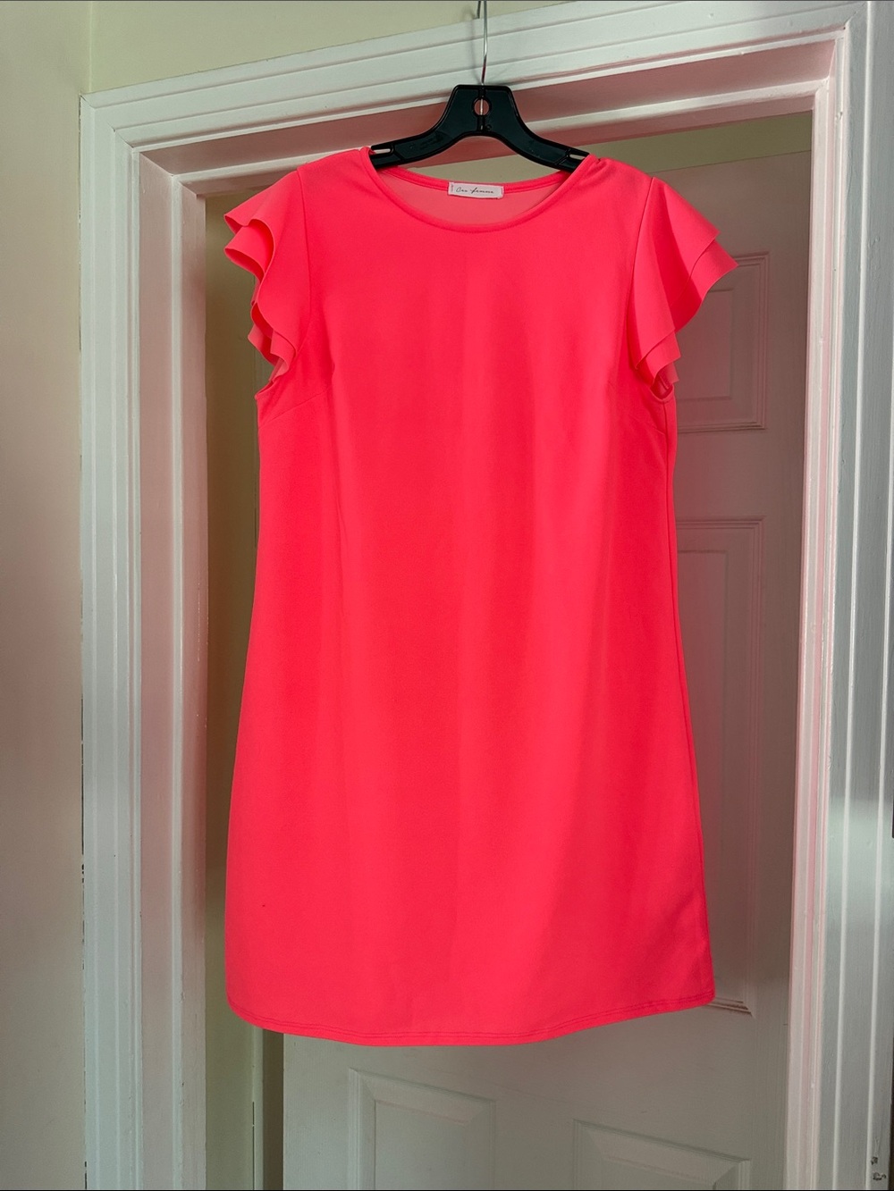 Bright pink dress. Large